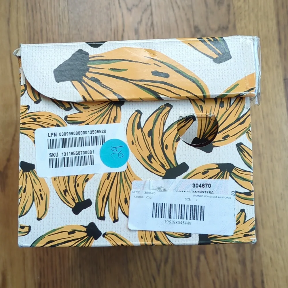 NIB FARM Rio Monstera Anatomic Slide Sandals In Orange Women's Size 7
